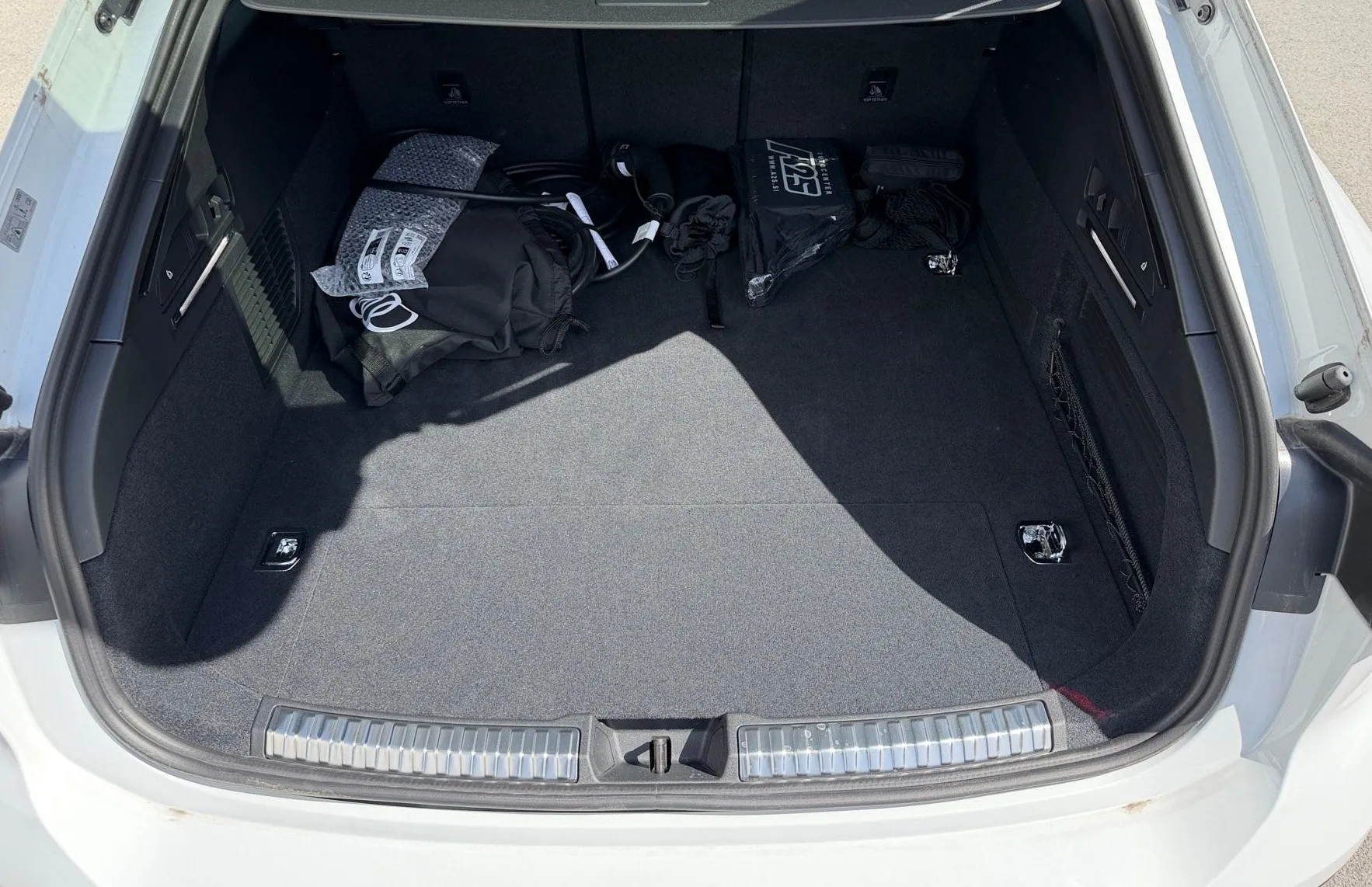 Zunanja slika - Audi A6 - Avant e-hybrid quattro S tronic 220 kW - 12