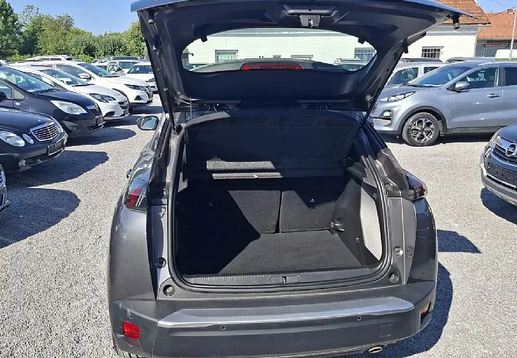 Zunanja slika - Peugeot 2008 - 1.2 100hp - SAMO 48.000km - ODLIČEN - 10