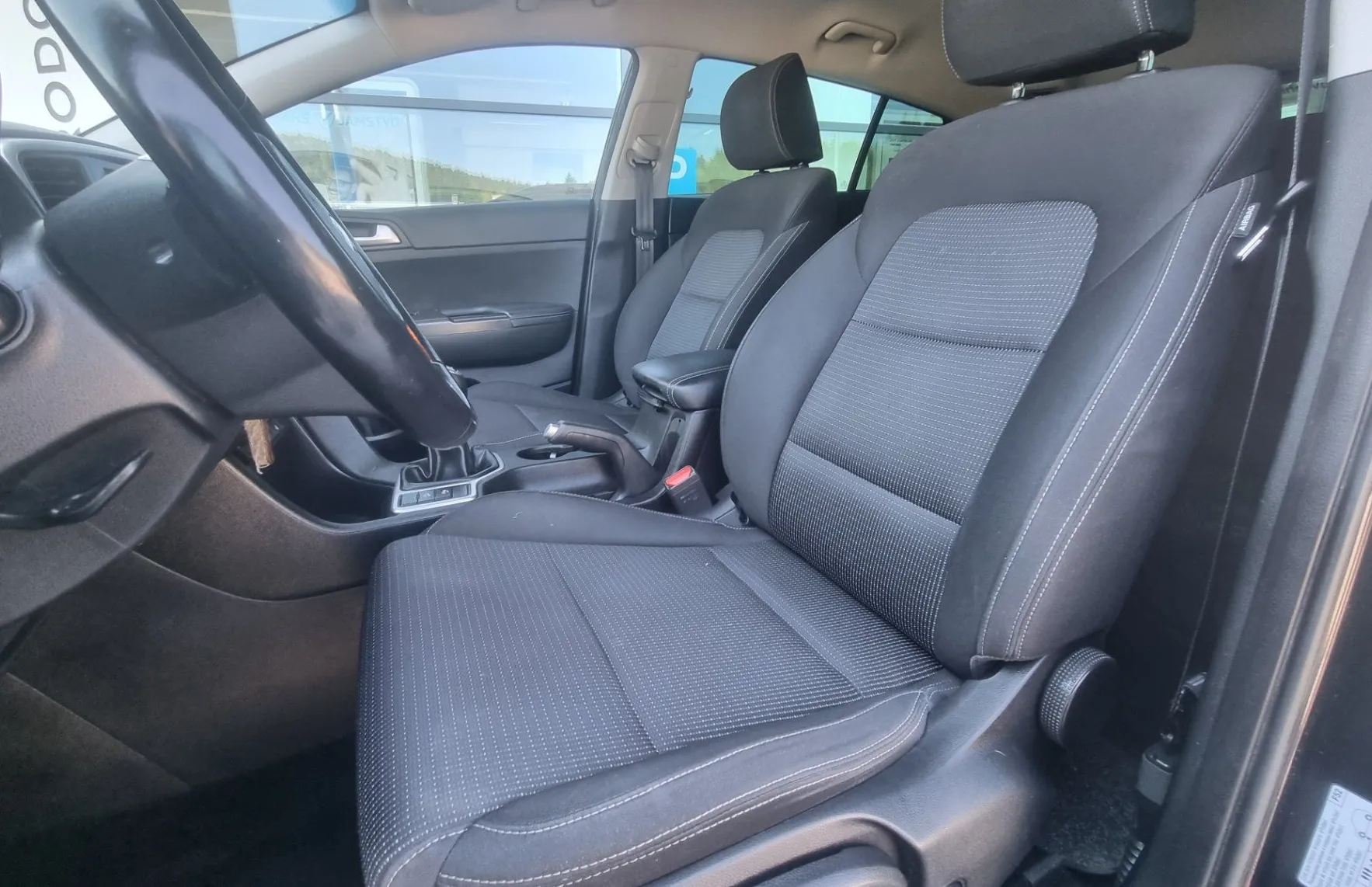 Zunanja slika - KIA Sportage - 2WD 1.6 TD - SLOVENSKI + 1. LASTNIK + ZGODOVINA - 12