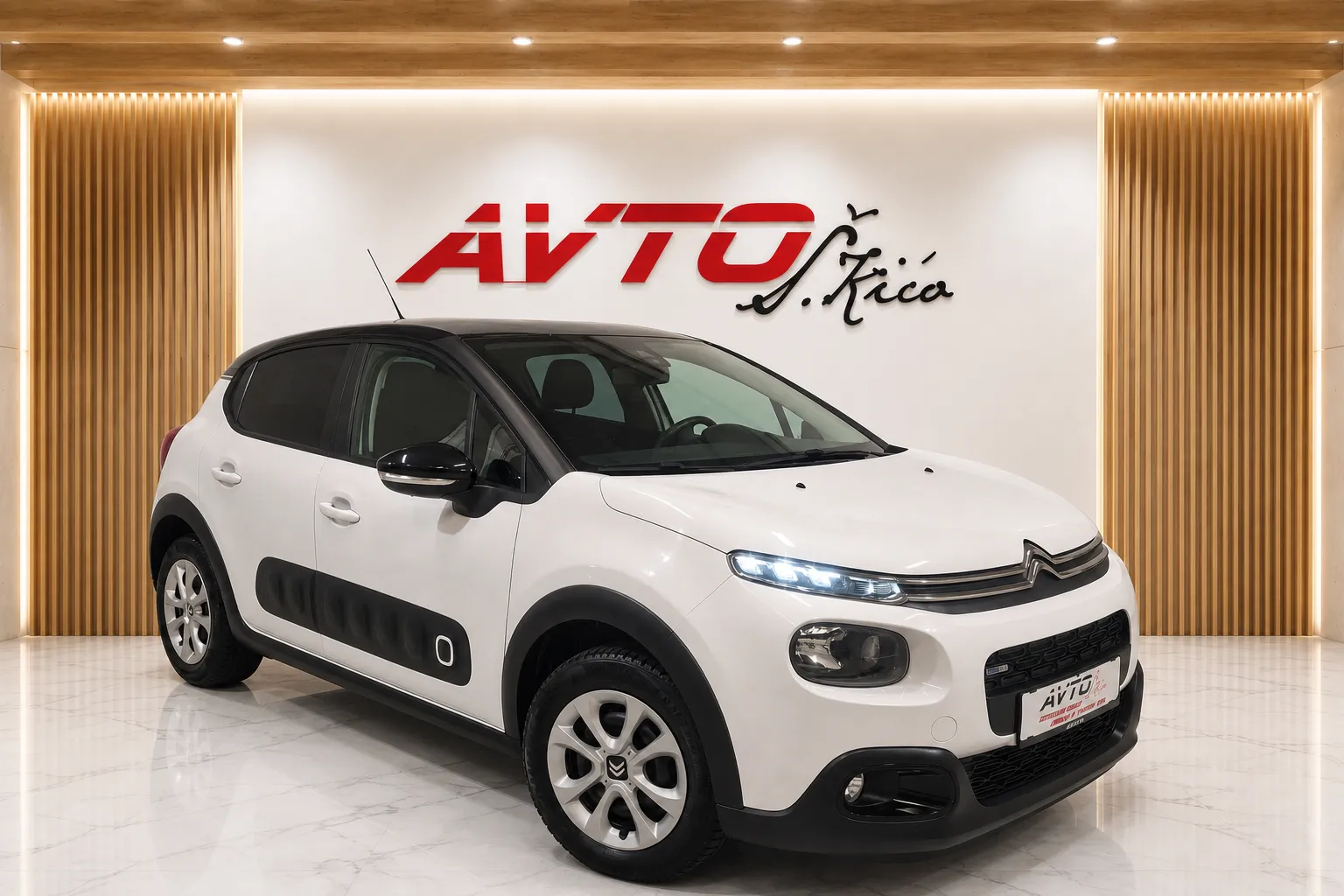 Zunanja slika - Citroën C3 - 1.2 PureTech-LED-TEMPOMAT-SERVISNA KNJIGA - 2