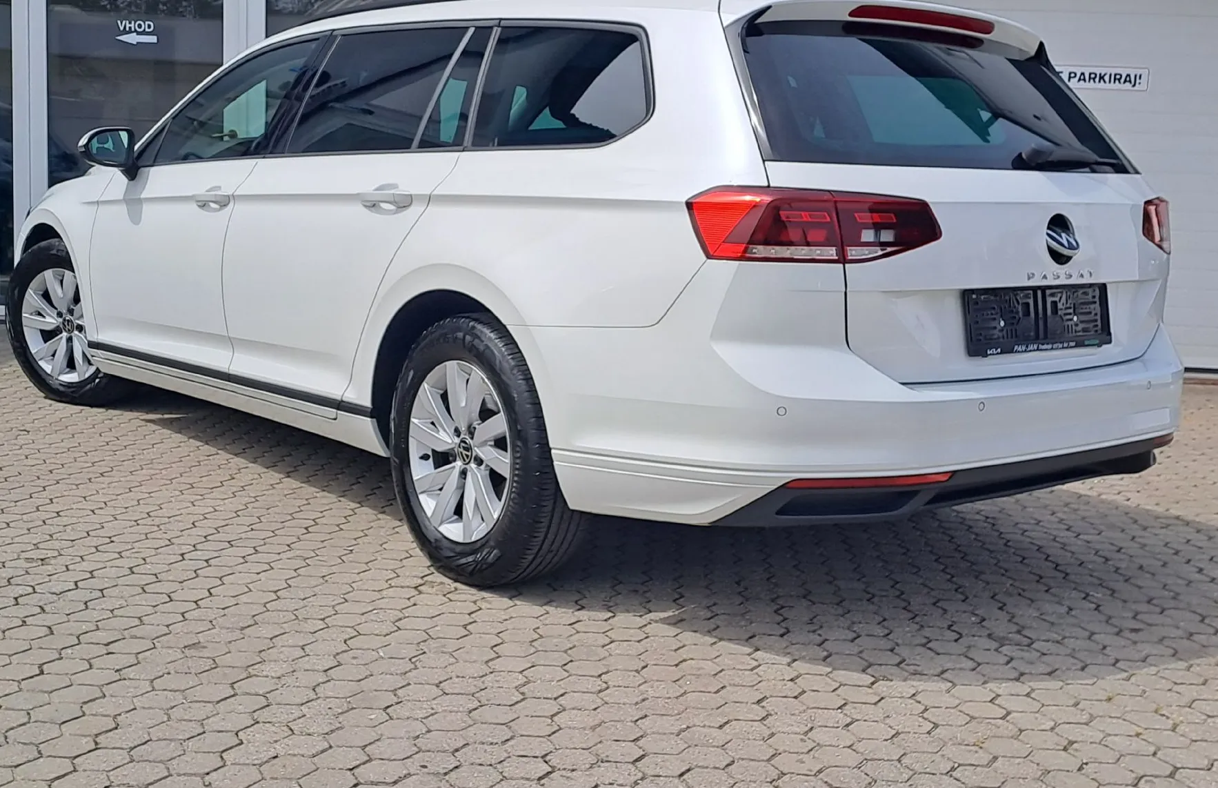 Zunanja slika - Volkswagen Passat - Variant 2.0 TDI BMT SCR Business - 3