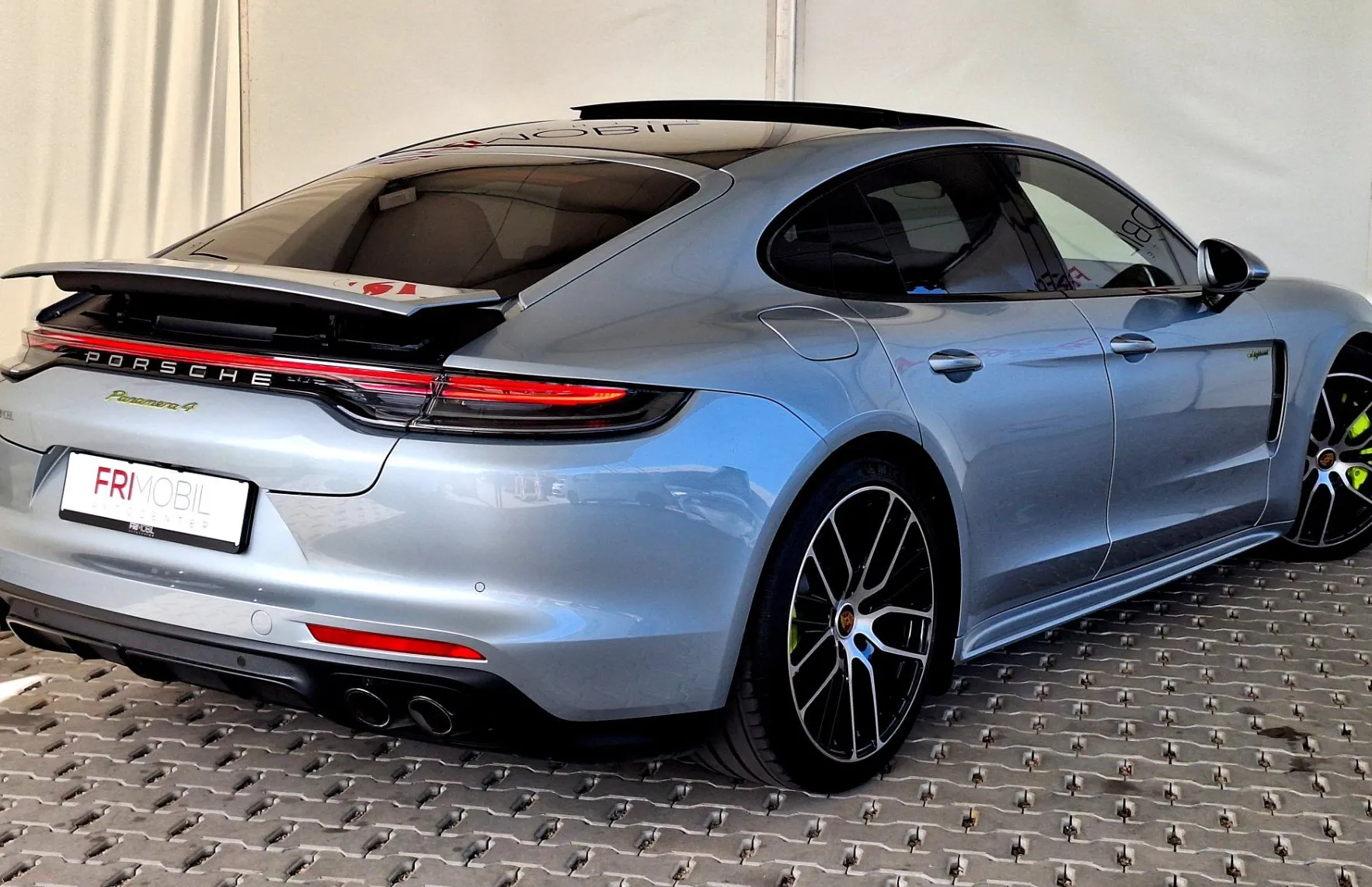 Zunanja slika - Porsche Panamera - 4E-Hybrid Platinum Edition•SOFTCLOSE•AIR•PANO•BOSE - 3