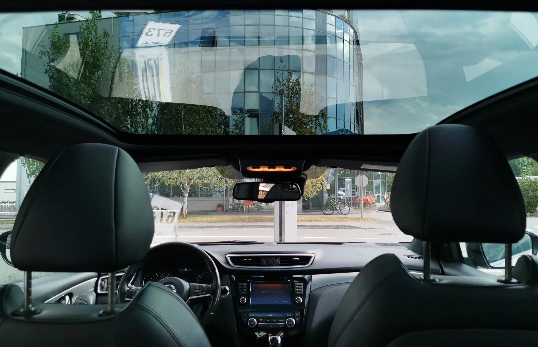 Zunanja slika - Nissan Qashqai - DIG-T 115 Xtronic Tekna Plus - 13