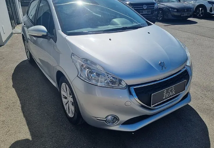 Zunanja slika - Peugeot 208 - ACTIVE 1.6 e-HDi AVT.KLIMA.MALA PORABA - 4