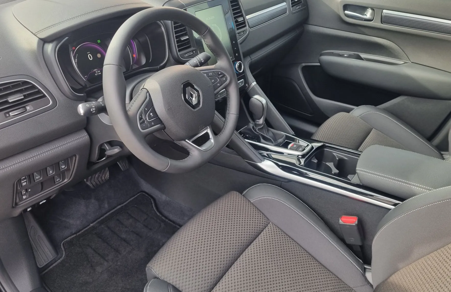 Zunanja slika - Renault Koleos - 2.0 BDCi 4X4 190 - Avtomatik - VOZILO NOVO - 97km - 9
