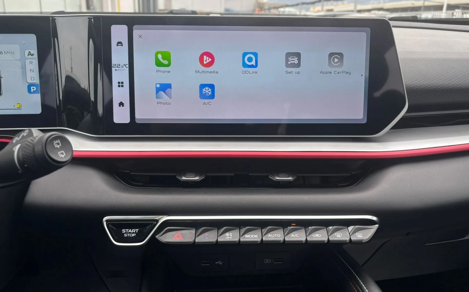 Zunanja slika - Geely Coolray - 1.5 TD DCT GK KAMERA-TEMPOMAT-PANORAMA - 14