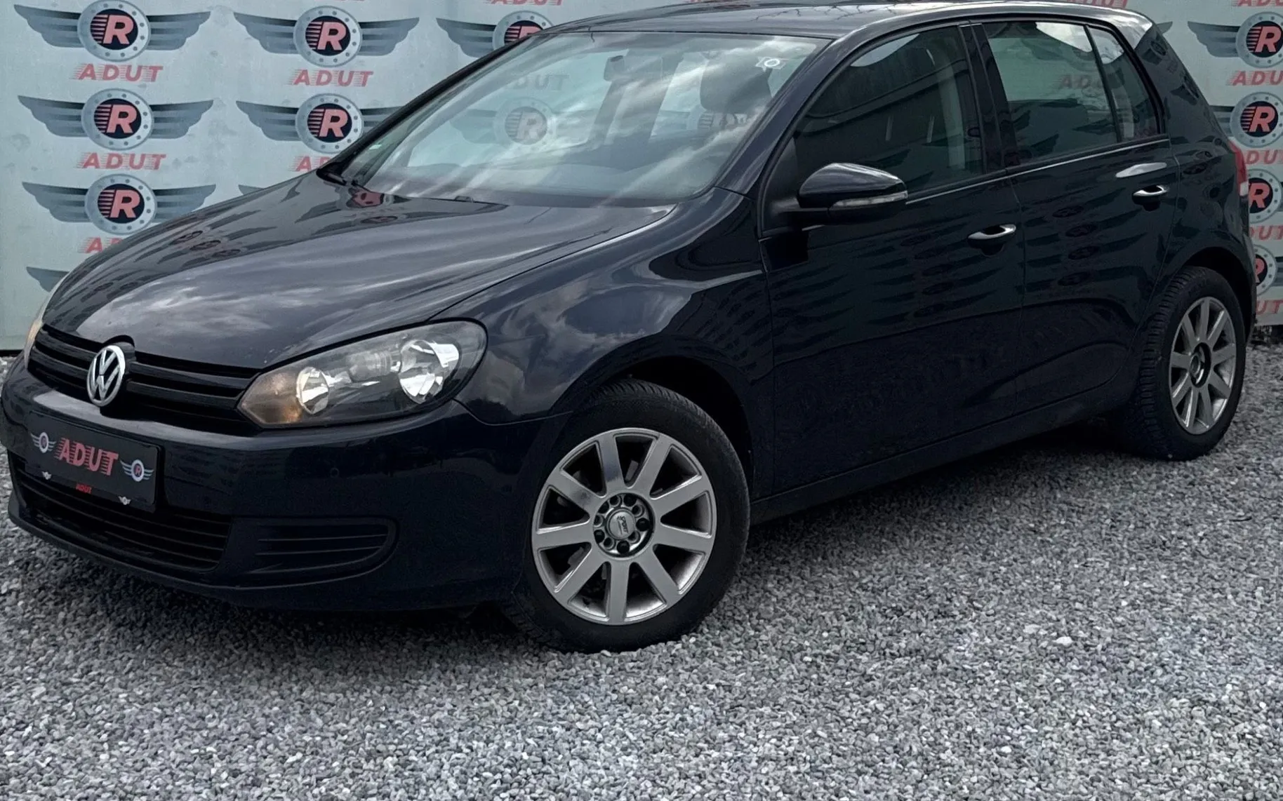 Zunanja slika - Volkswagen Golf - 2.0 TDI Comfortline|PARK.SENZ|VELIKI SERVIS - 3