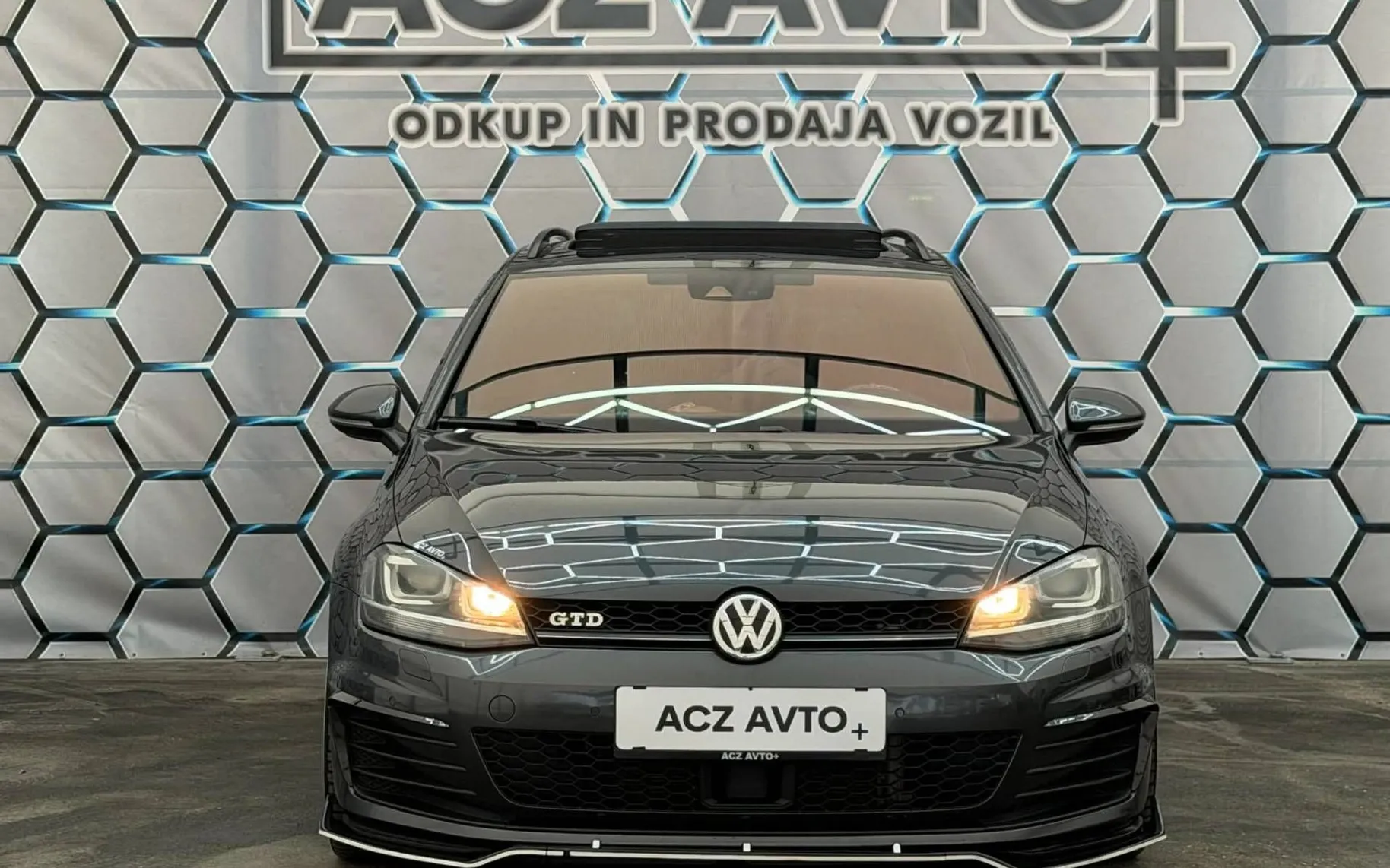 Zunanja slika - Volkswagen Golf Variant - 2.0 GTD•XENON•PANO•KEYLESS•MAXTON•REMUS•NAVI•F1• - 2