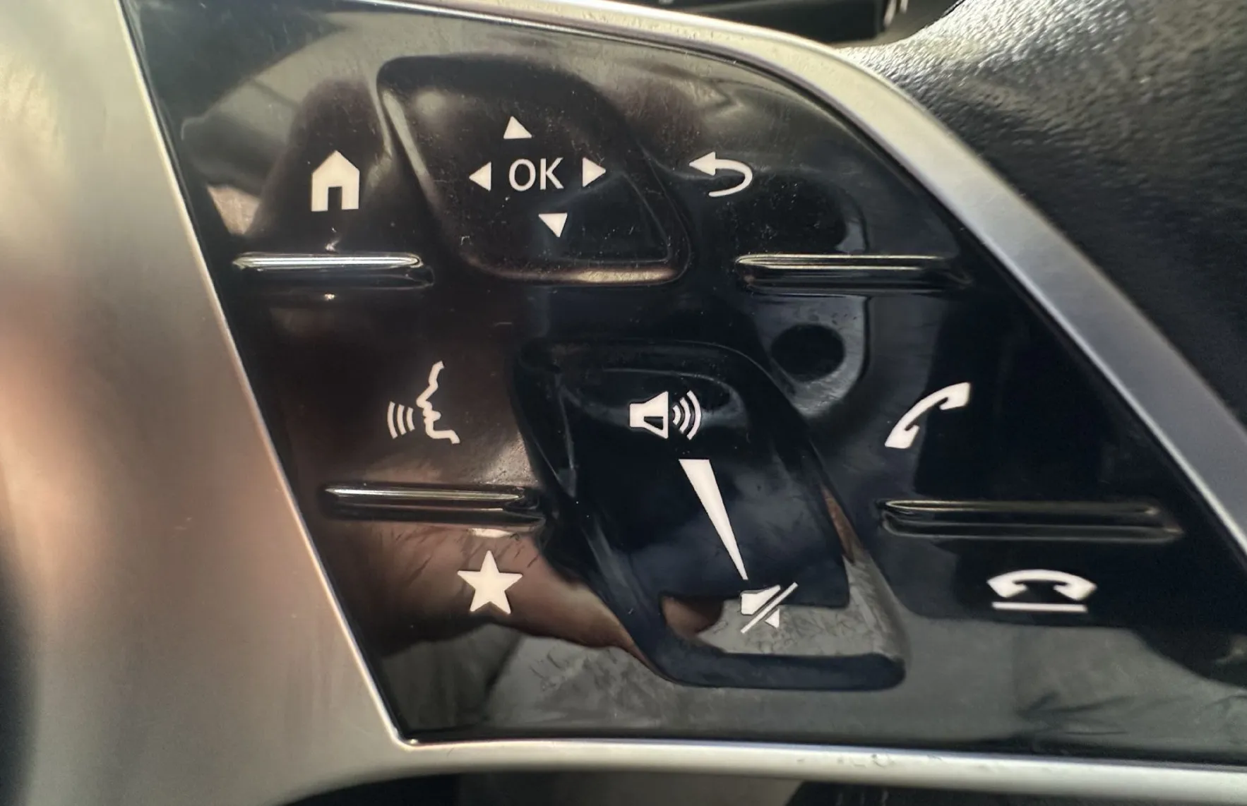 Zunanja slika - Mercedes-Benz C-Razred - C 220 d Avt.KAMERA.LEDNAVI.USNJE.ACC.SAMO 8.460 KM - 9