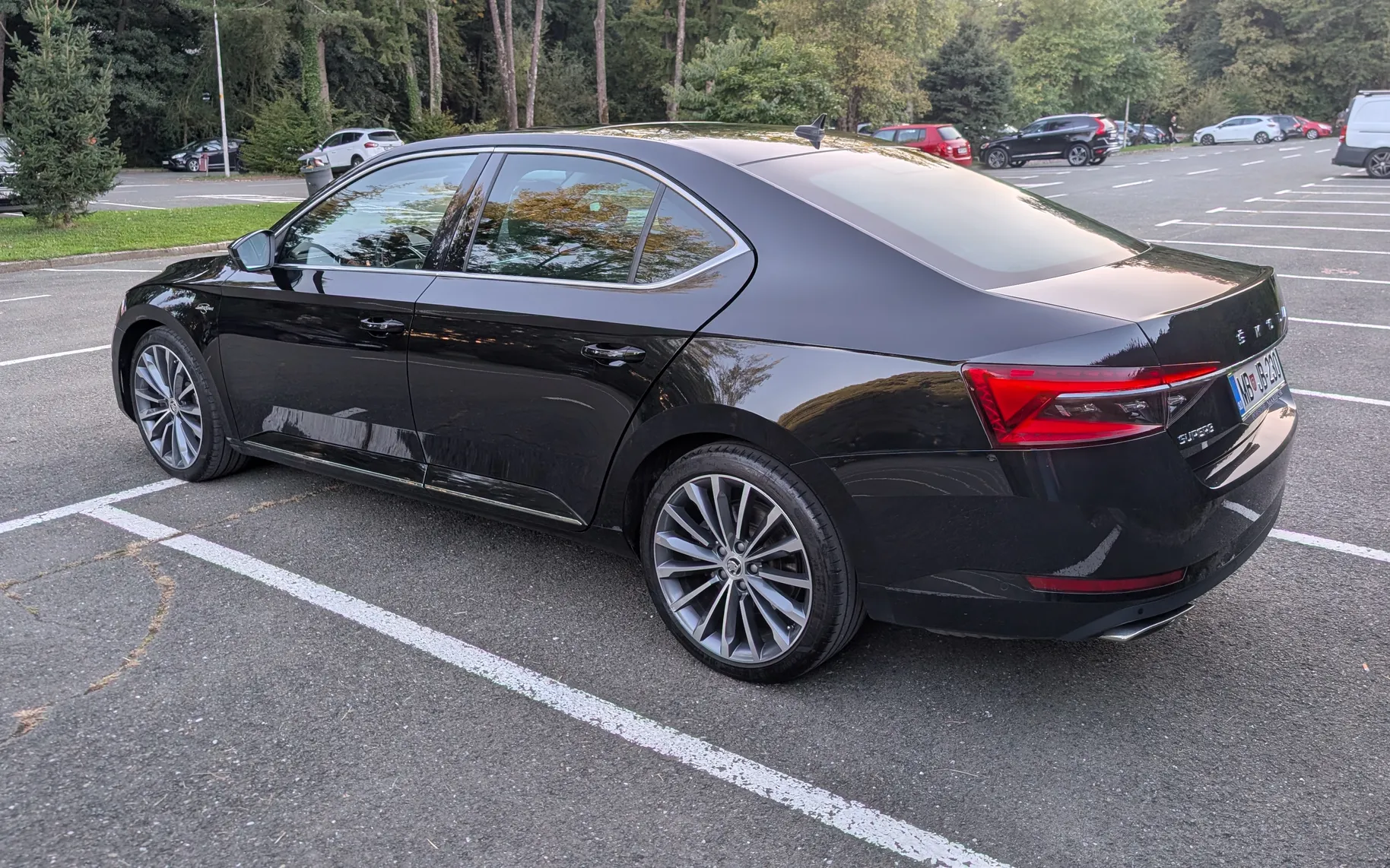 Zunanja slika - Škoda Superb - 4x4 2,0 TSI L&K DSG - 3