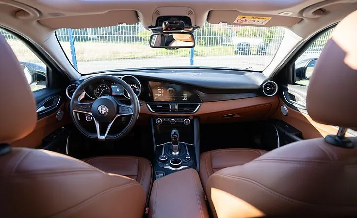 Zunanja slika - Alfa Romeo Giulia - 2.0 Turbo aut. B-Tech 314hp - 10
