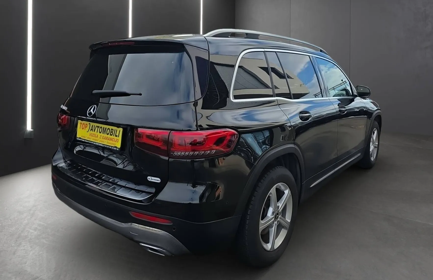 Zunanja slika - Mercedes-Benz GLB-Razred - 200 d  DISTRONIC LED NAVI KAMERA USNJE TOP OBROKI. - 6