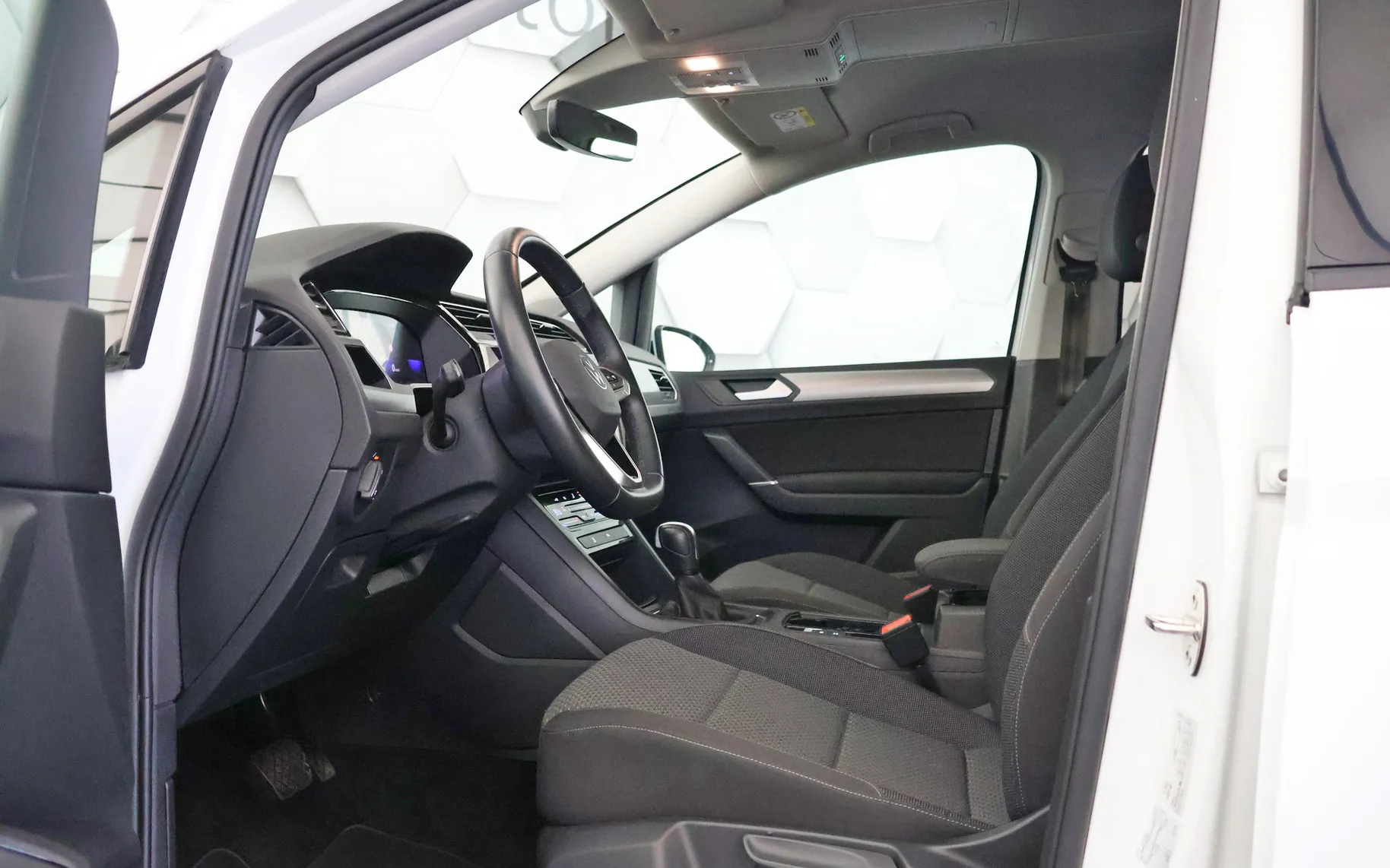 Zunanja slika - VW Touran - 2.0 TDI DSG Family 150KM - 9