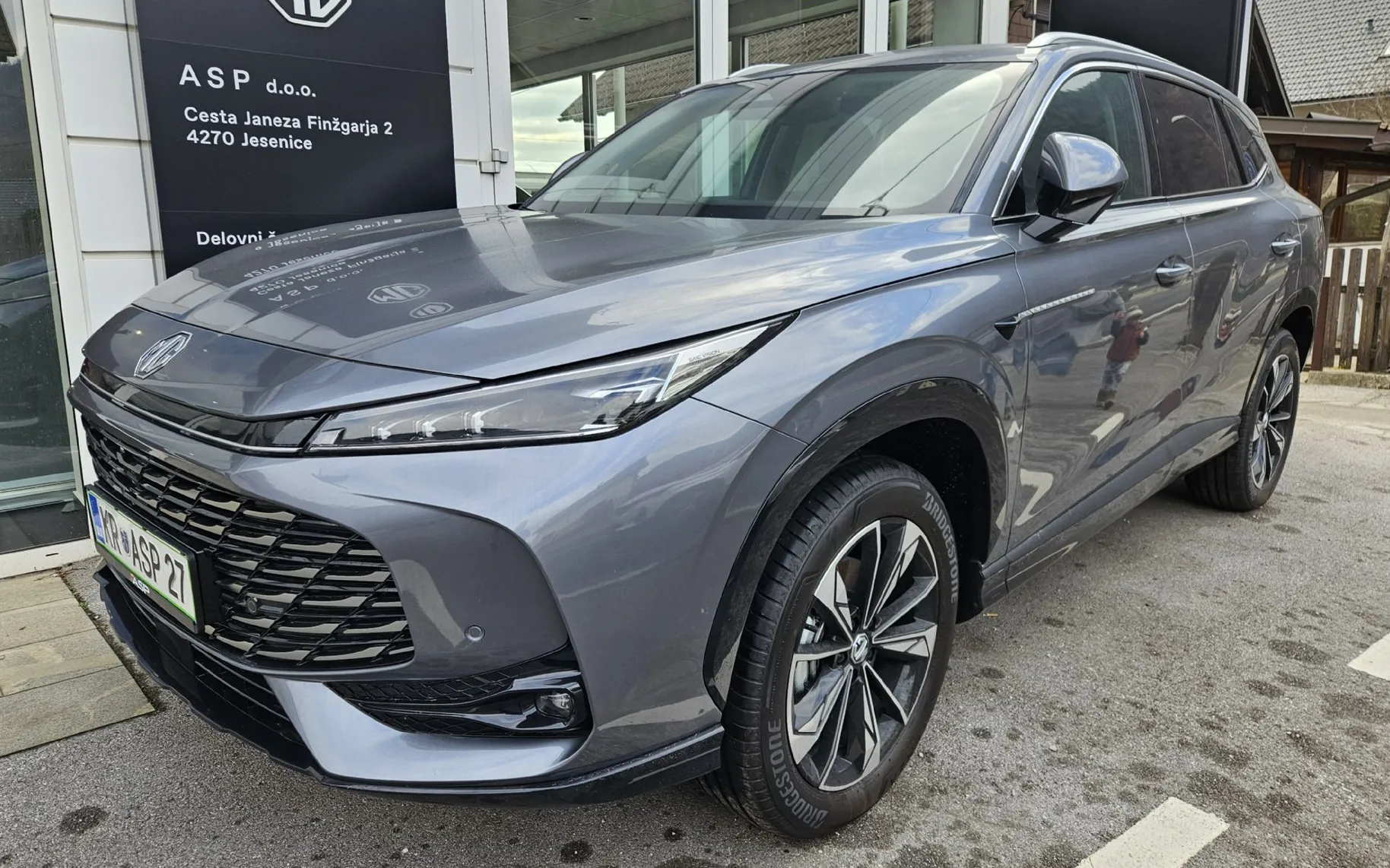 Zunanja slika - MG MG HS - HS Luxury 1.5T-GDI DCT - 1