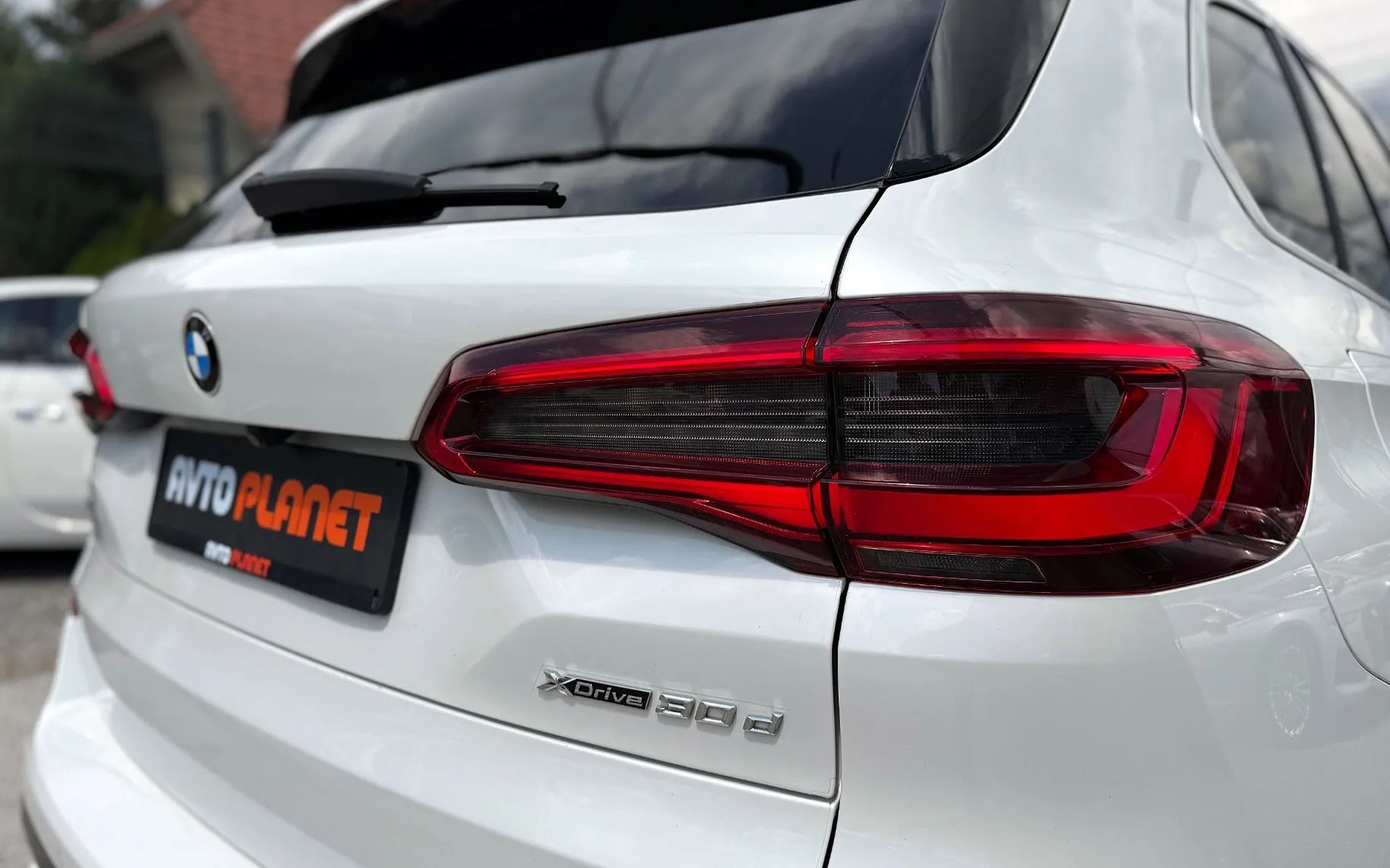Zunanja slika - BMW X5 - serija : xDrive30d M-SPORT SLO FULL LED ZRAČNO ACC ALU21 - 10