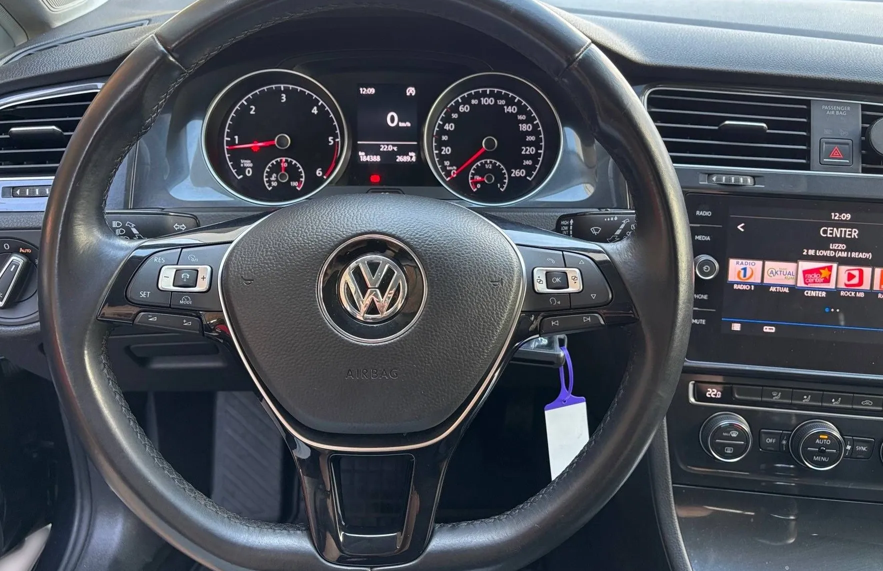 Zunanja slika - VW Golf - Variant 2.0 TDI R-LINE FULL LED ACC SLOVENSKO POREKLO PD.. - 15