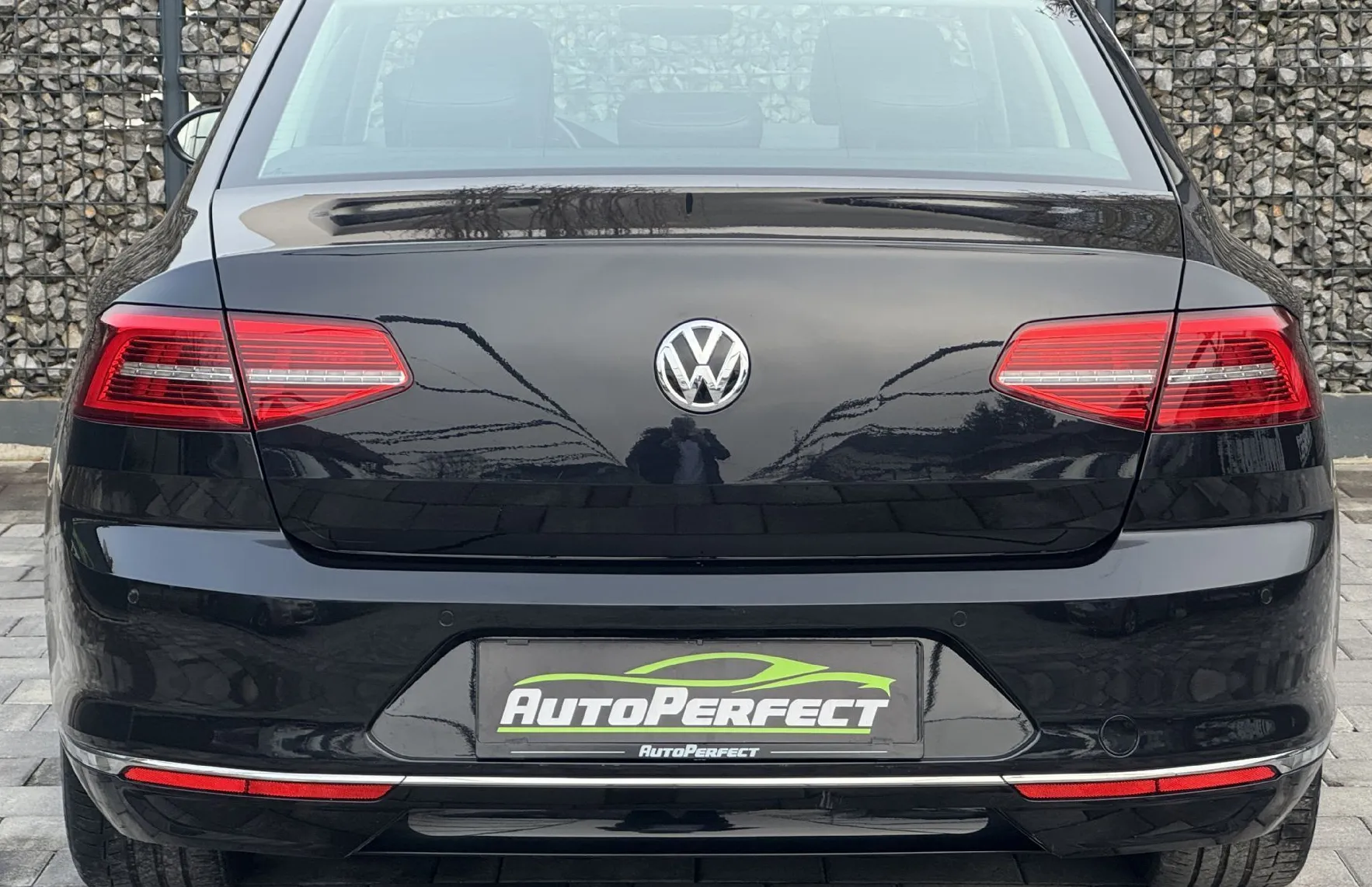 Zunanja slika - Volkswagen Passat - 1.4 TSI HIGHLINE|KAM|USNJE|ACC|PANO|GR.SED|NAVI - 5