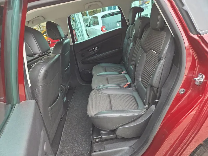 Zunanja slika - Renault Grand Scenic - TCe 160 Bose-LED-ACC-NAVI-KAMERA-1.LASTNIK - 12