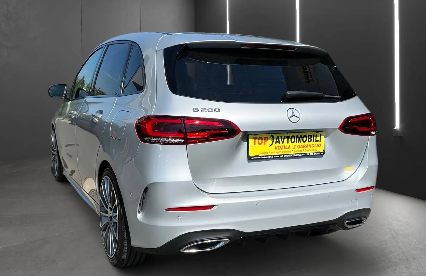 Zunanja slika - Mercedes-Benz B-Razred - 200 AMG LINE MULTIBEAM TEM KAMERA PDC NAVI TOP - 6