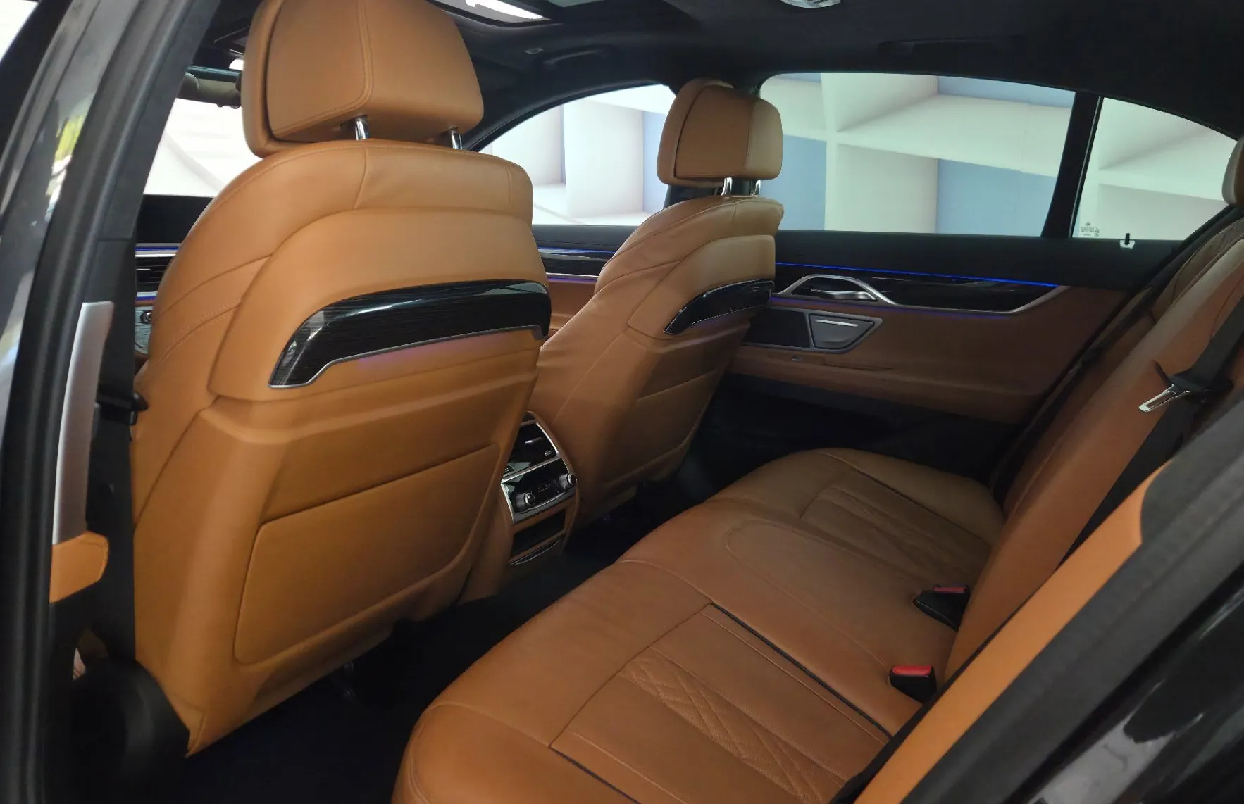 Zunanja slika - BMW Serija 7 - : 730d Avt-RADAR-WEBASTO-SOFT-HLAJ-KAM360-PANO - 14