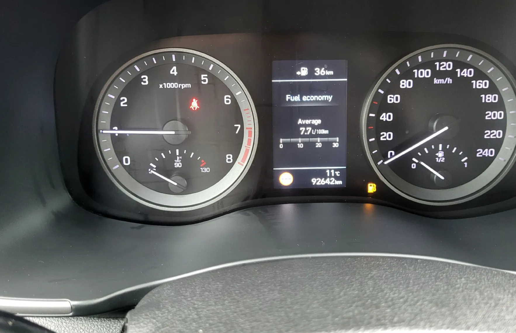 Zunanja slika - Hyundai Tucson - 1.6 GDI Premium slo-navi-alu-pdc-acc-tempom-kamera - 9