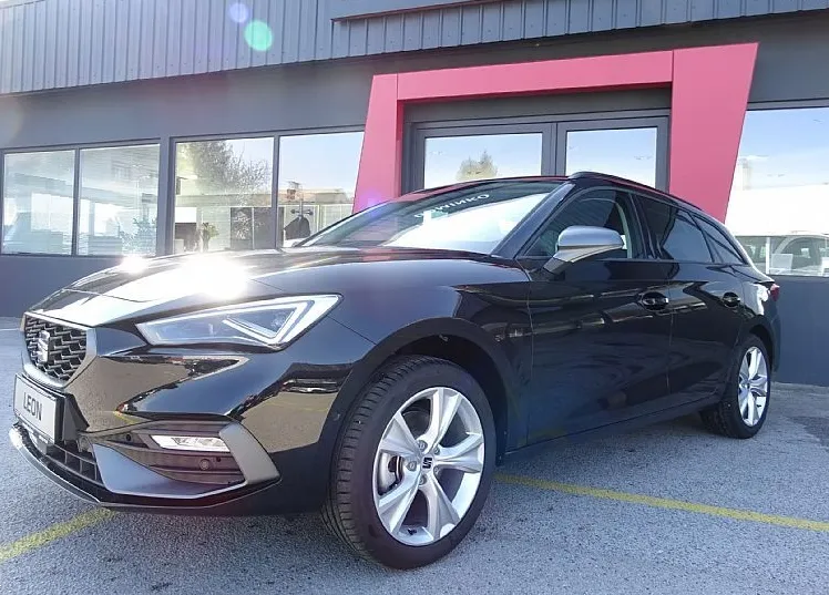 Zunanja slika - Seat Leon - 1.5 eTSI 150KM DSG FR ST- VLEČNA KLJUKA- - 1