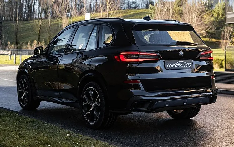 Zunanja slika - BMW X5 - serija : xDrive40d - Msport - LED - Memory - 20 col - Radar - 7