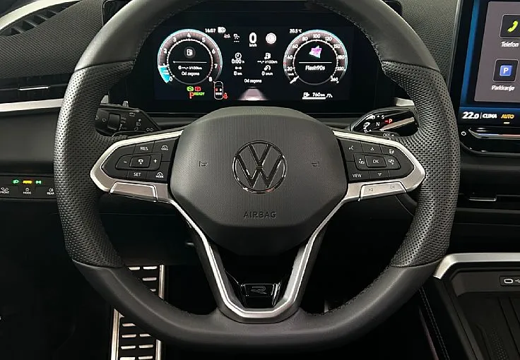 Zunanja slika - Volkswagen T-Roc - 1.5 eTSI R-Line DSG-SLO-VLEČNA KLJUKA - 6