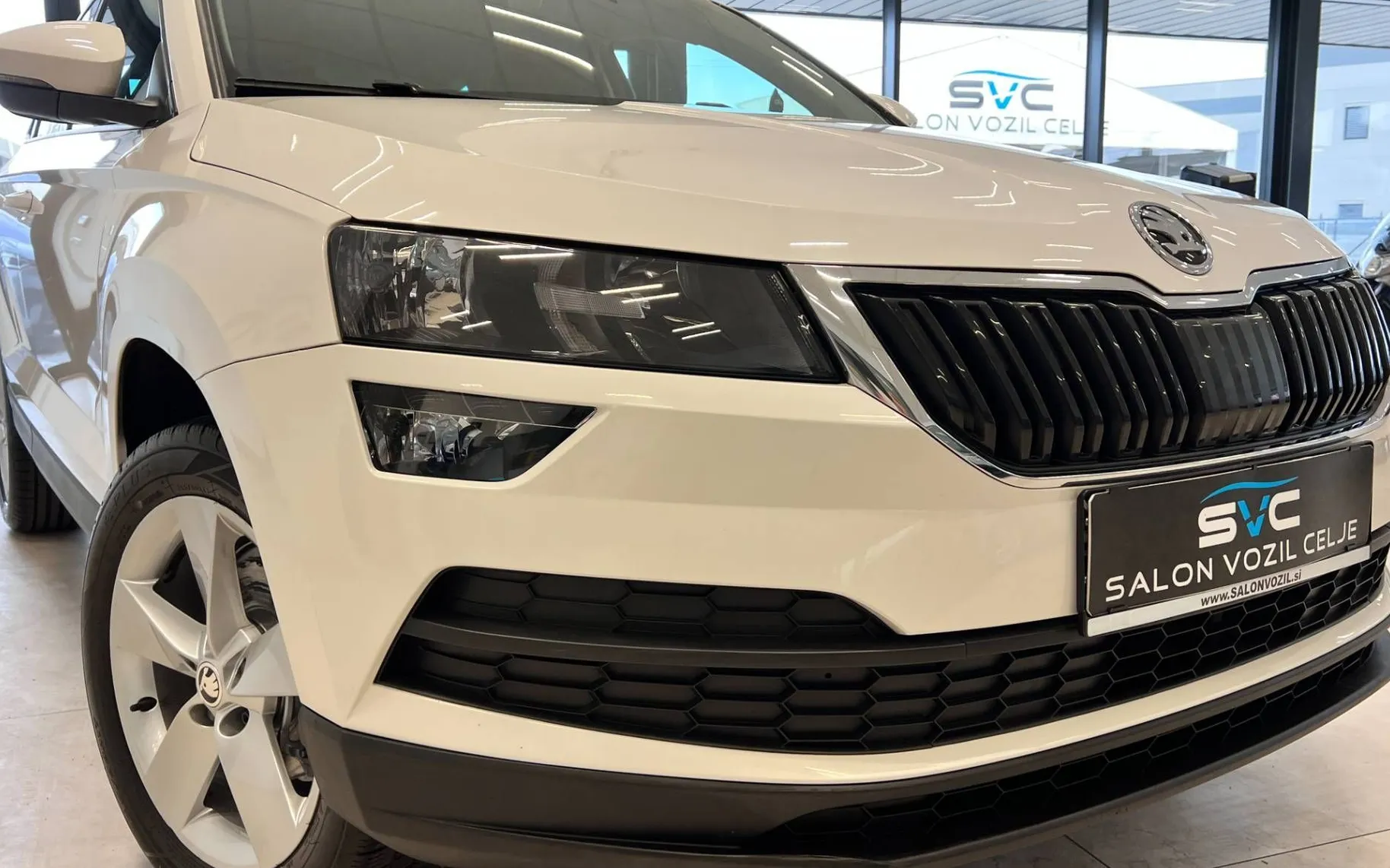 Zunanja slika - Škoda Karoq - 2.0 TDI-DSG-FRONT-ASSIST-ACC-KAM-KEYLESS-NAVI-PDC. - 5