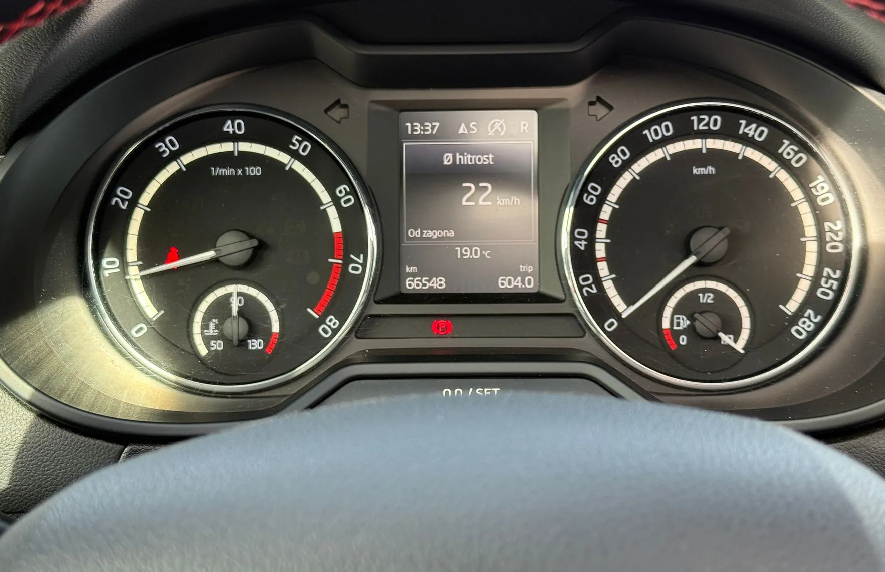 Zunanja slika - Škoda Octavia - 2.0TSI RS DSG 162 kW Panorama BiXenon Navi 71000km - 9