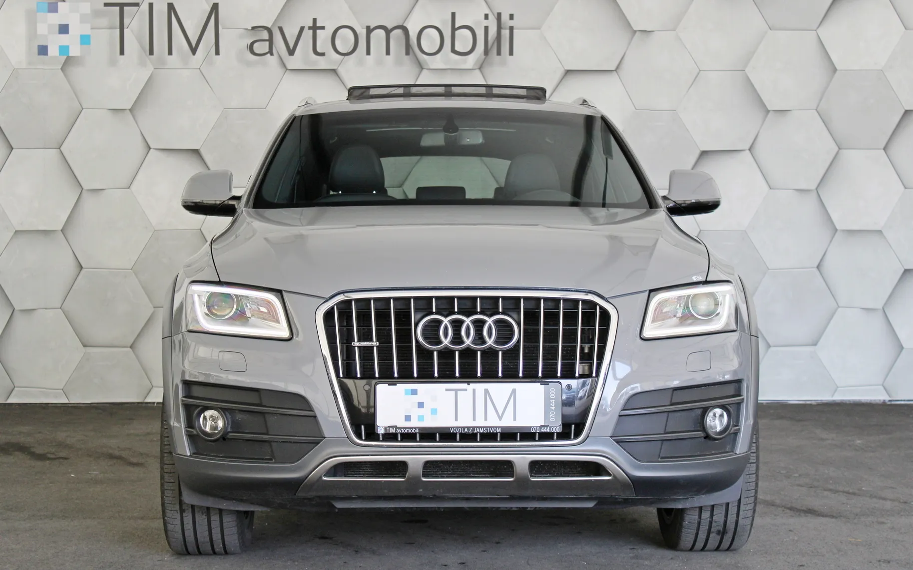 Zunanja slika - Audi Q5 - Offroad 2.0 TDI Quattro S-Tronic 191KM - 5