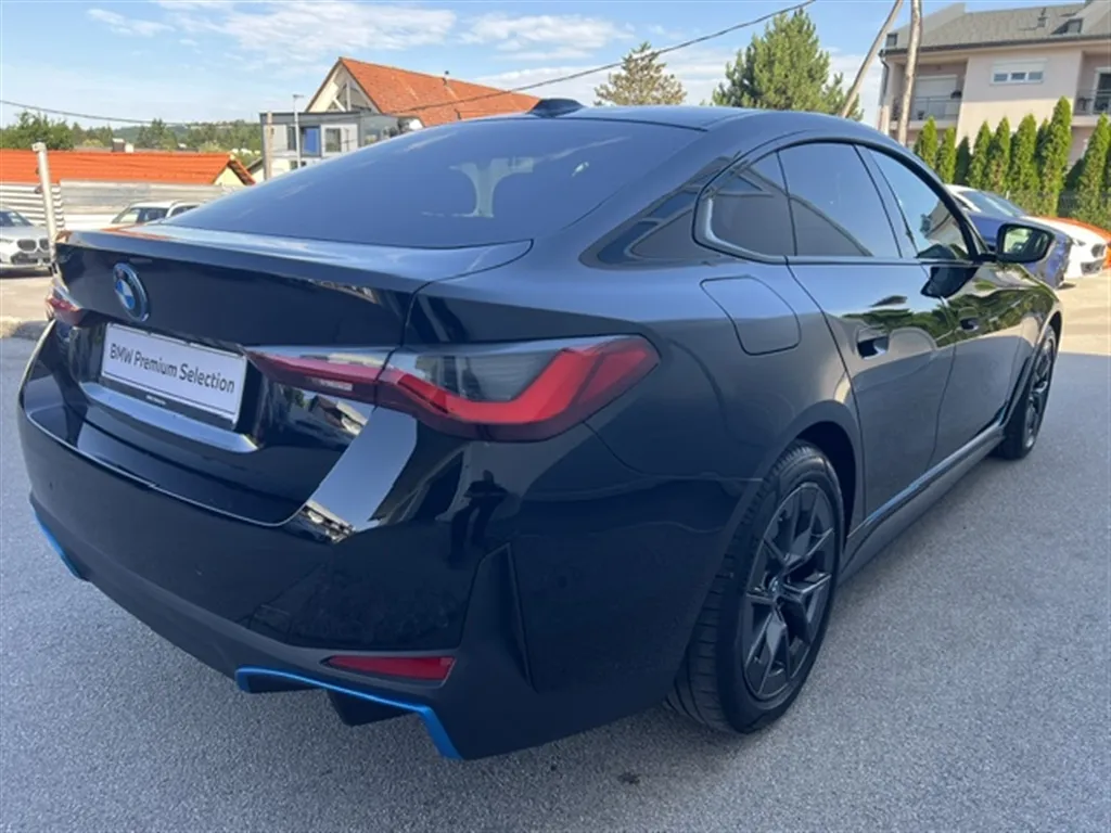 Zunanja slika - BMW i4 - eDrive35 - 2