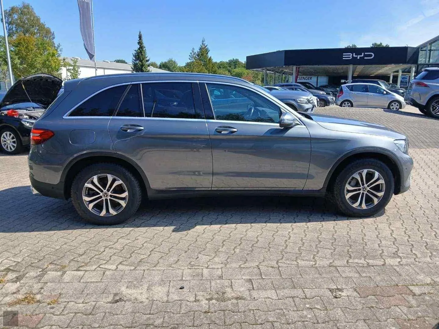 Zunanja slika - Mercedes-Benz GLC-Razred - GLC 250 d 4MATIC Avt.NEMŠKI+4ALU.KAMERA.117.000 KM - 6