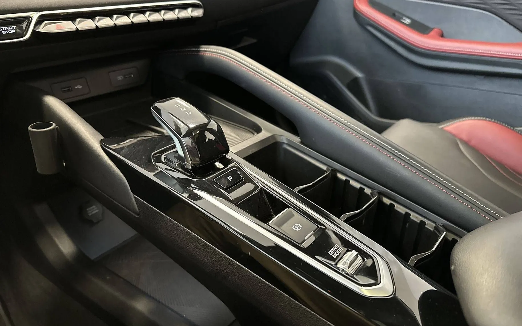 Notranja slika - Geely CoolRay - 1.5 TD GF+ - 19