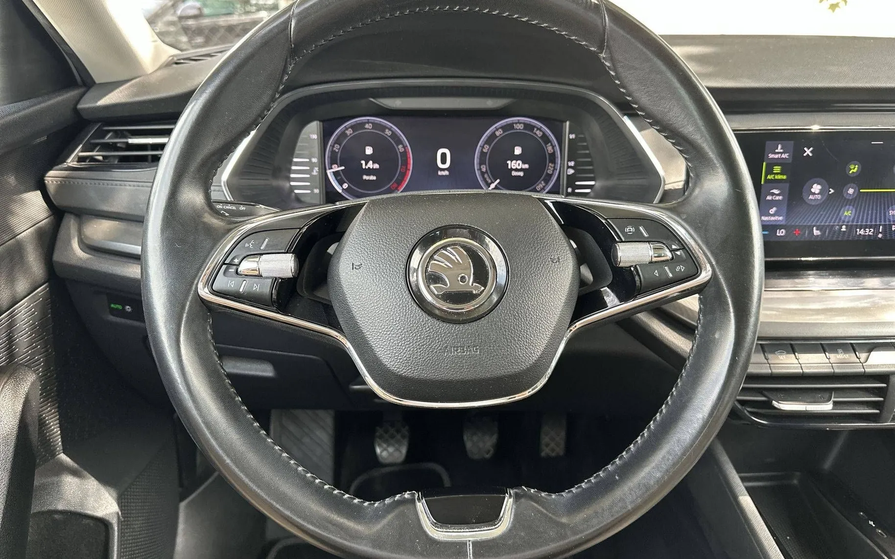 Notranja slika - Škoda Octavia - Combi 1.5 TSI Ambition - 14
