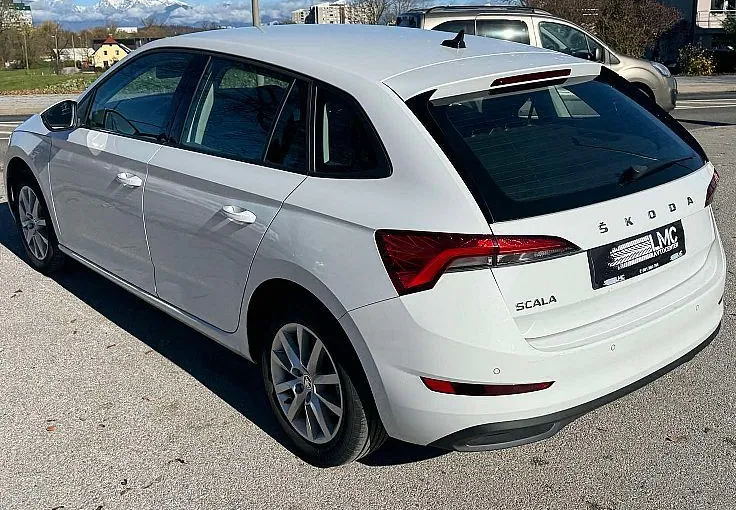 Zunanja slika - Škoda Scala - 1.6 TDI 116ks DSG °FULL LED° °VIRTUAL° °NAVIGACIJA - 7