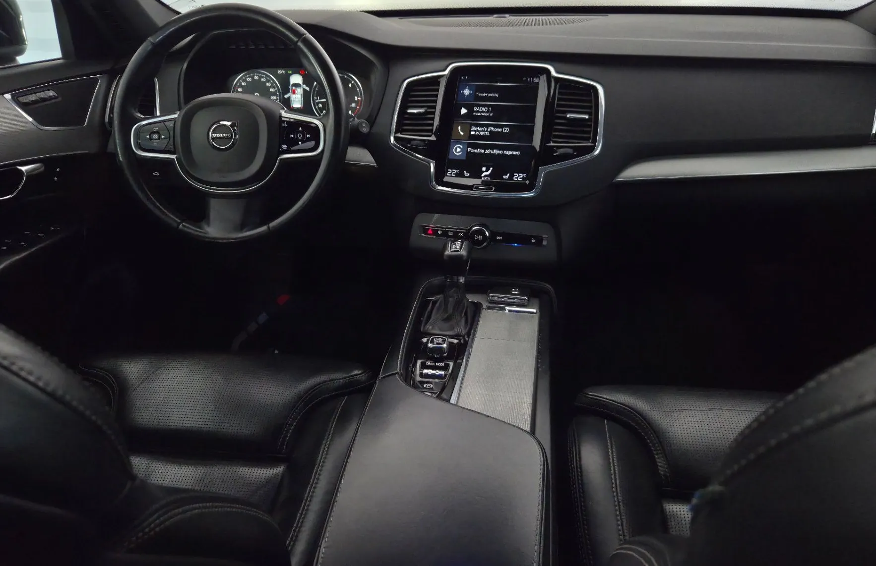 Zunanja slika - Volvo XC90 - D5 AWD Inscription -AVTOPILOT-KEYLESS-KAM360-KLJUK - 17