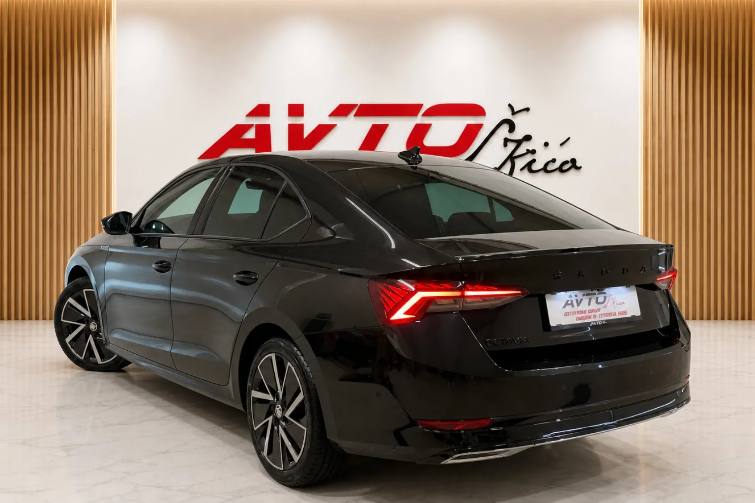 Zunanja slika - Škoda Octavia - 2.0 TDI-SPORTLINE-ACC-MATRIX-VIRTUAL-KAMERA-AVT-F1 - 3