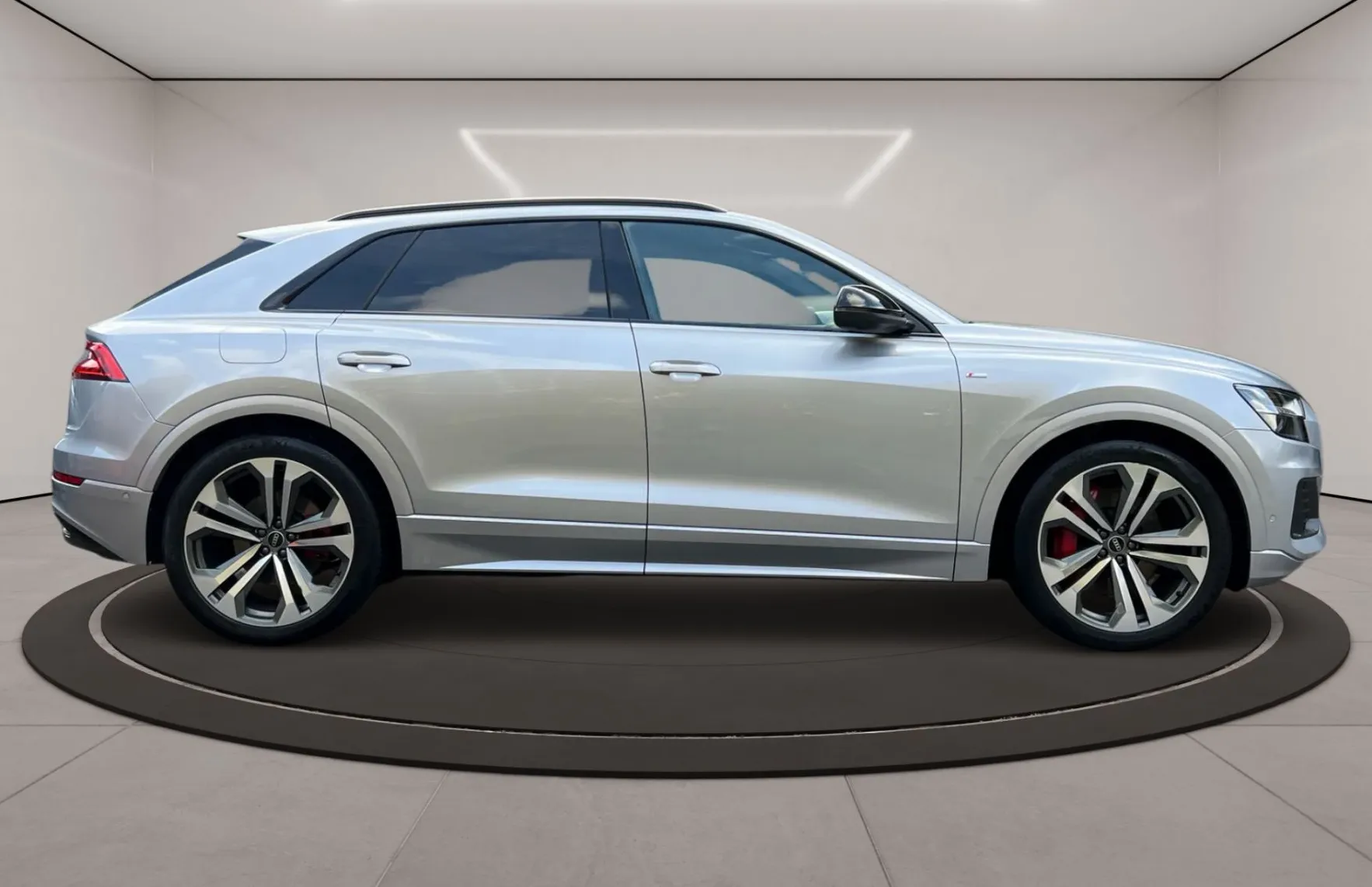 Zunanja slika - Audi Q8 - 55 TFSI e quattro tiptronic 280kW 3 X S LINE SLO - 7