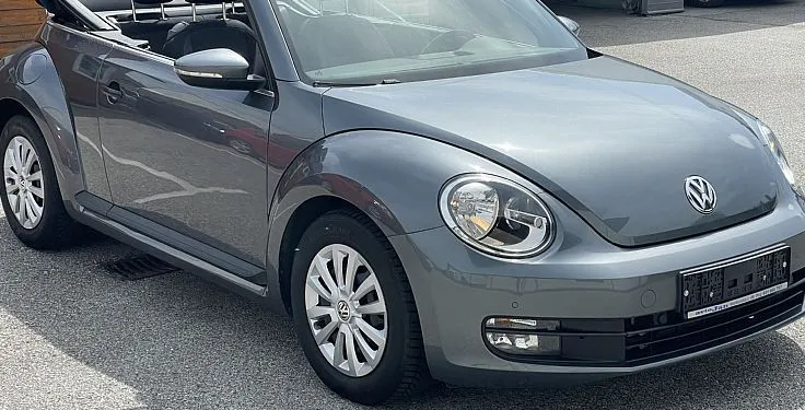 Zunanja slika - VW Beetle - 2.0 TDI Cabrio 81  110 - 2