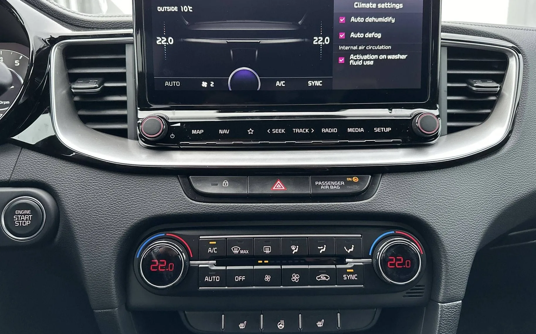 Notranja slika - KIA XCeed - 1.6 T-GDi GT-Line ISG 7DCT - 18