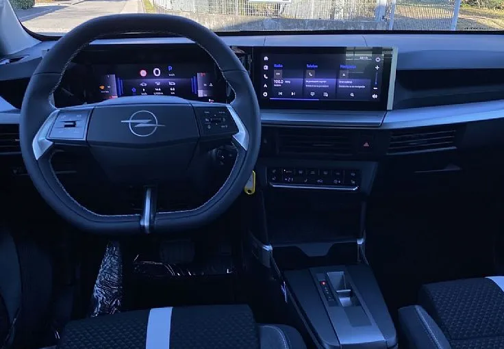 Zunanja slika - Opel Frontera - 1.2T 145KM AVT. - NA ZALOGI-AKCIJA MAJ - 9