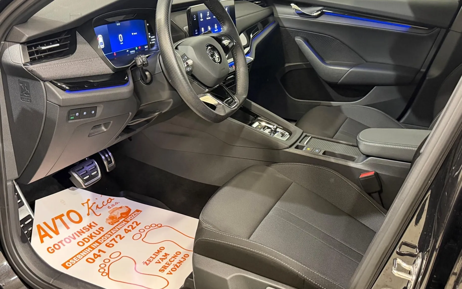 Notranja slika - Škoda Octavia - 2.0 TDI-SPORTLINE-ACC-MATRIX-VIRTUAL-KAMERA-AVT-F1 - 9