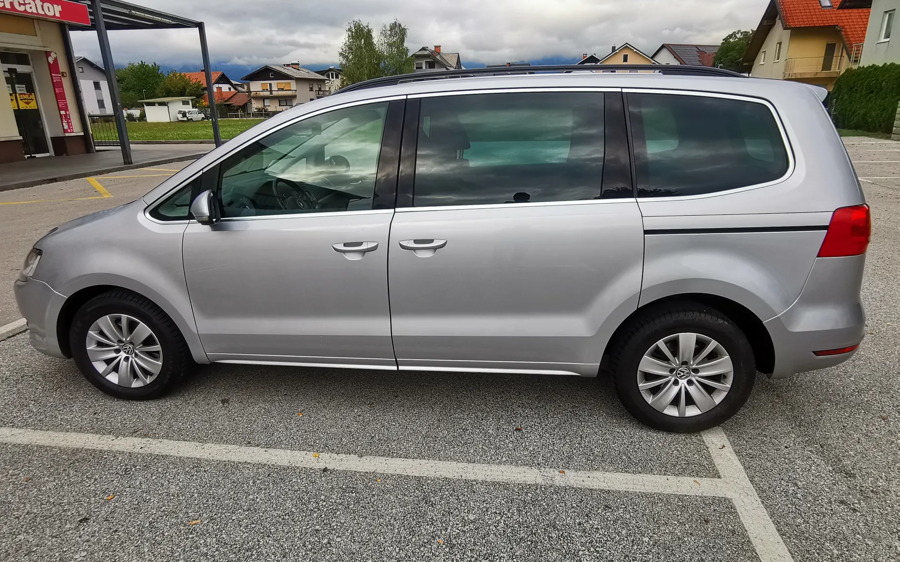 Zunanja slika - Volkswagen Sharan - 2,0 TDI BlueMotion Technology Comfortline - 1