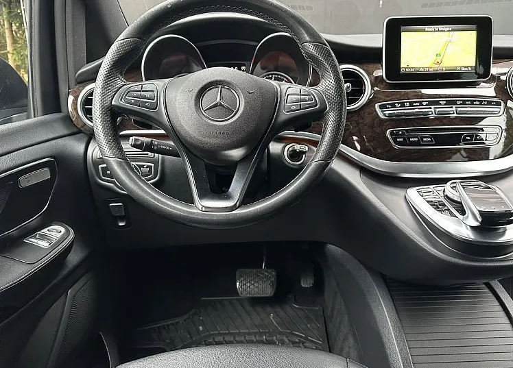Zunanja slika - Mercedes-Benz V-Razred - V 250 d AVANTGARDE dolgi KAMERA - USNJE - DDV N1 - 8