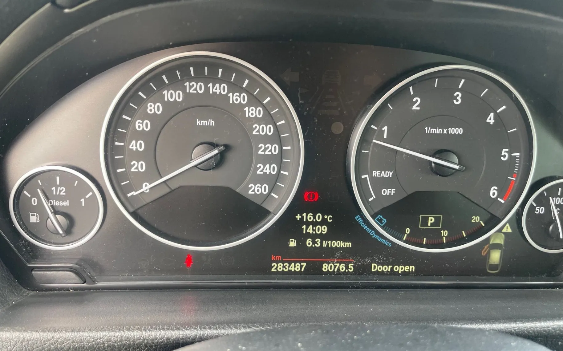 Zunanja slika - BMW Serija 3 - Gran Turismo: 320d xDrive NAVI.PDC.XSENON.VLEČNA NAPRAVA - 9