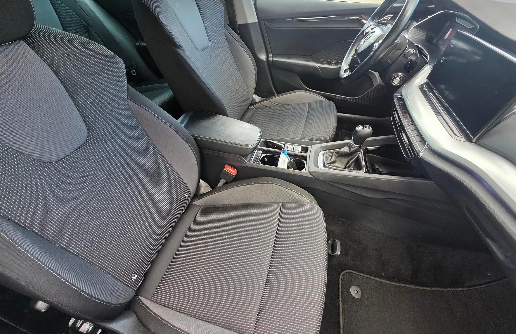 Zunanja slika - Škoda Octavia - COMBI 1.5 TSI STYLE LED-VIRUTAL-KAMERA-KLJUKA-1.LA - 12