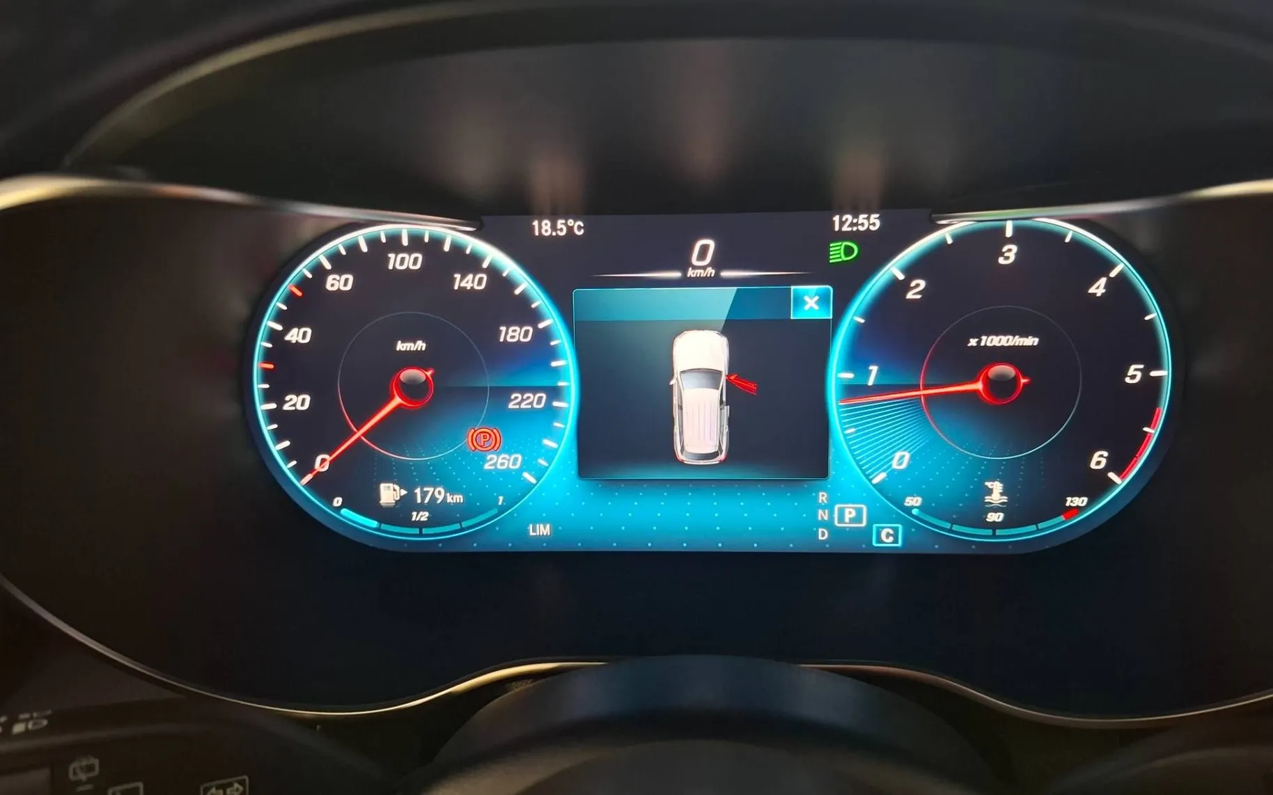 Notranja slika - Mercedes-Benz GLC-Razred - GLC 220d 4MATIC Avt. VIRTUAL-VELIKA NAVI-KAMERA-AC - 12