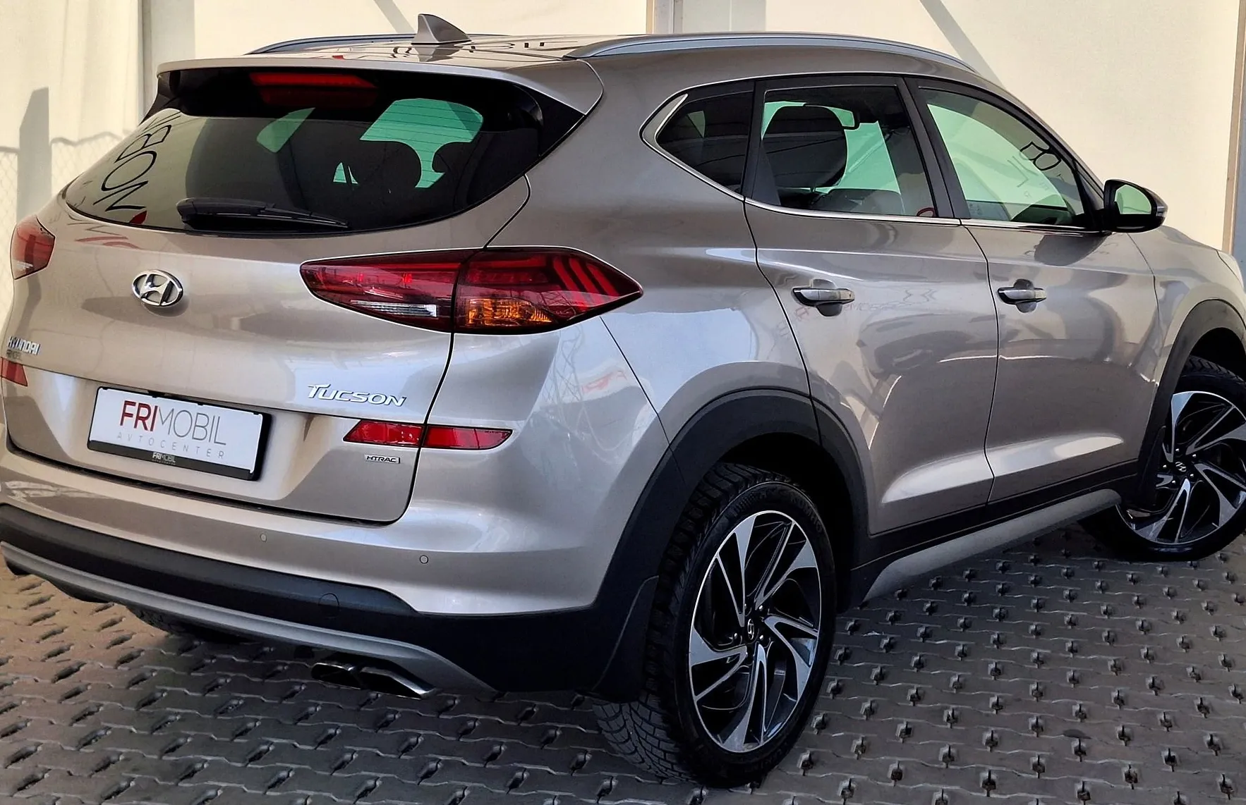 Zunanja slika - Hyundai Tucson - 1.6 CRDI 4WD Style Winter Pack - 3