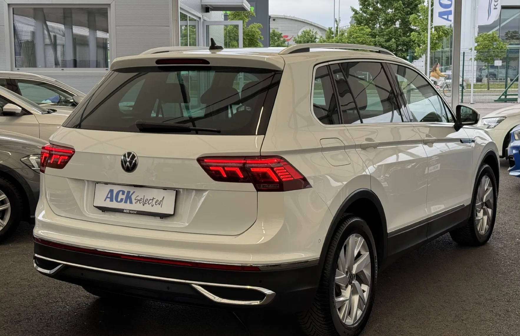 Zunanja slika - Volkswagen Tiguan - 2.0 TDI BMT Elegance DSG - 6